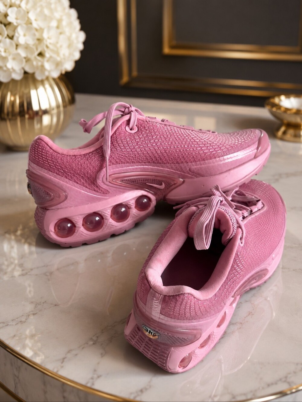 Nike Air Max DN Pink Bubble-Cell Knit Sneakers